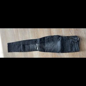 Black Distressed Jeans